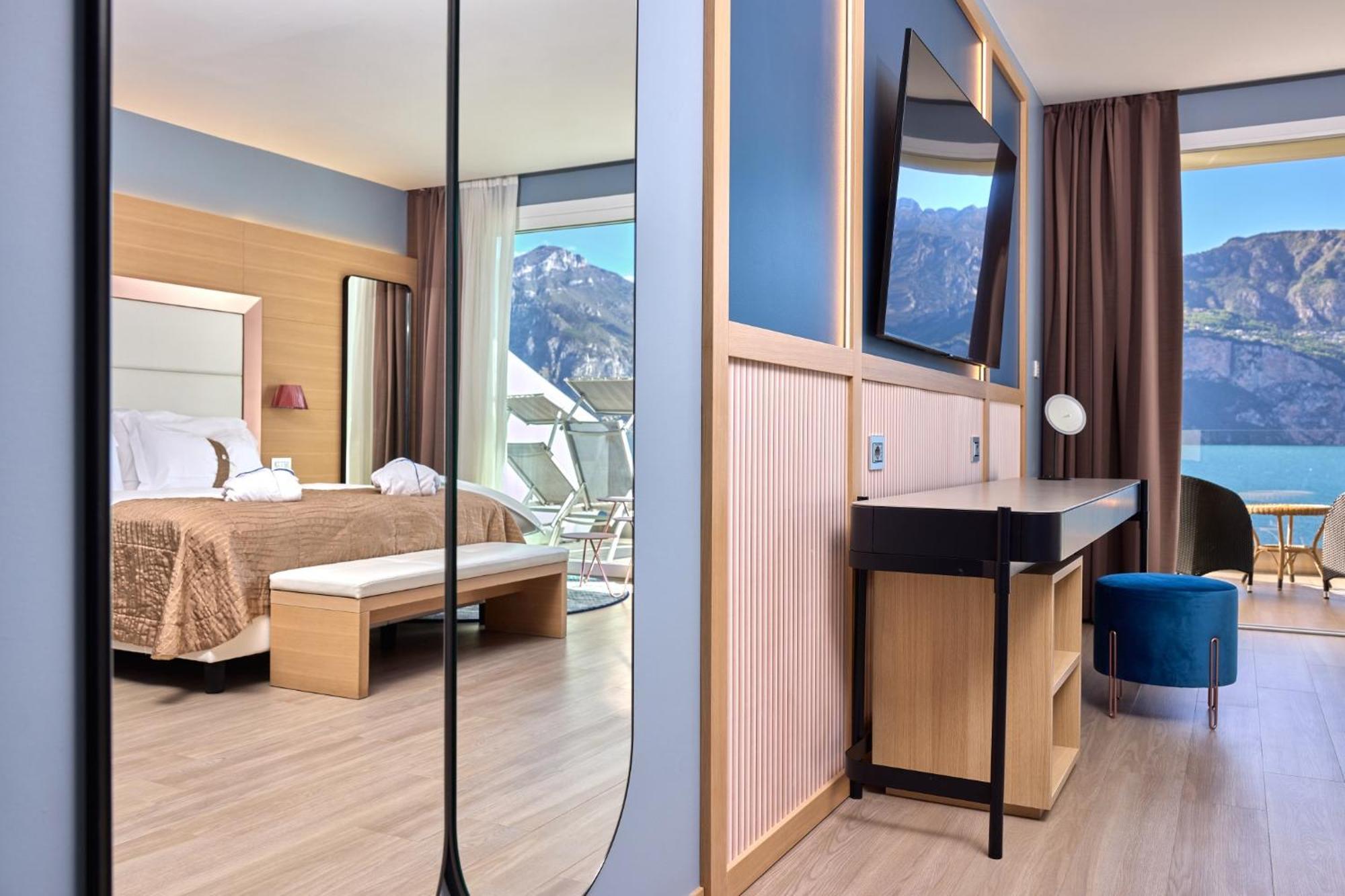 Hotel Castello Lake Front Malcesine Ngoại thất bức ảnh