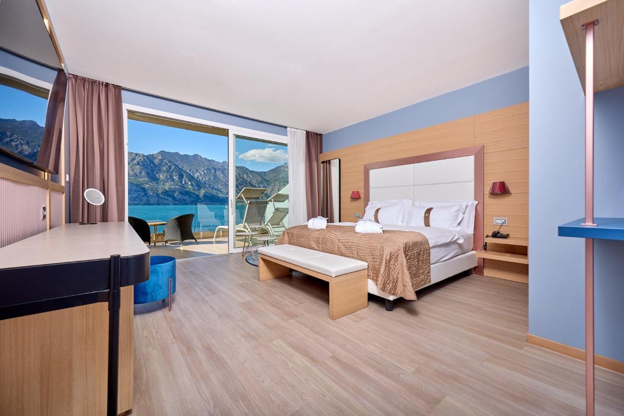 Hotel Castello Lake Front Malcesine Ngoại thất bức ảnh