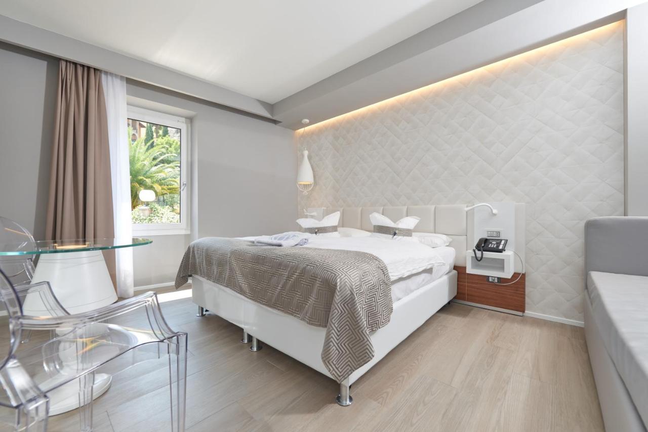 Hotel Castello Lake Front Malcesine Ngoại thất bức ảnh